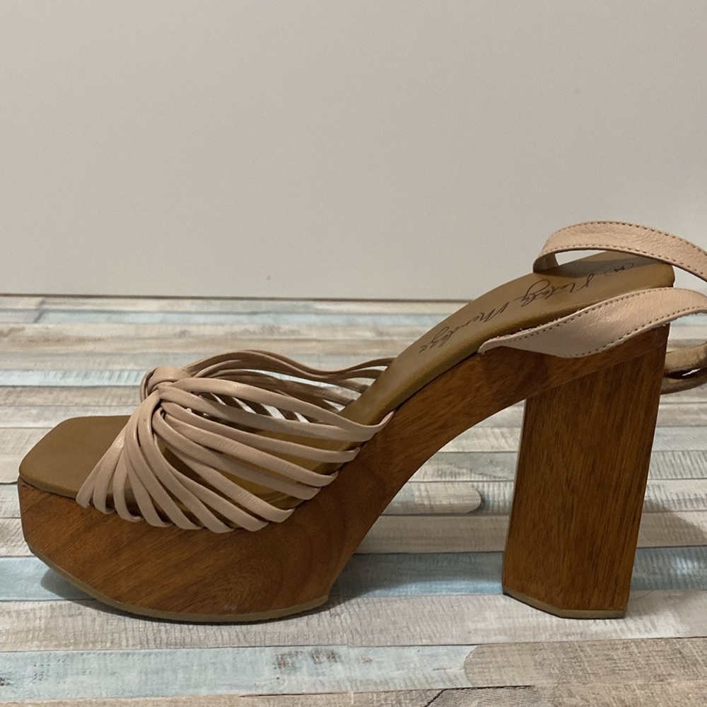 Nataly Mendez Wooden Block Heel Sandals - Picture 15 of 16